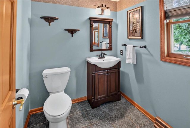 2910 Ravine Drive, Middleton, WI 53562