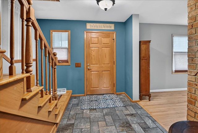 2910 Ravine Drive, Middleton, WI 53562