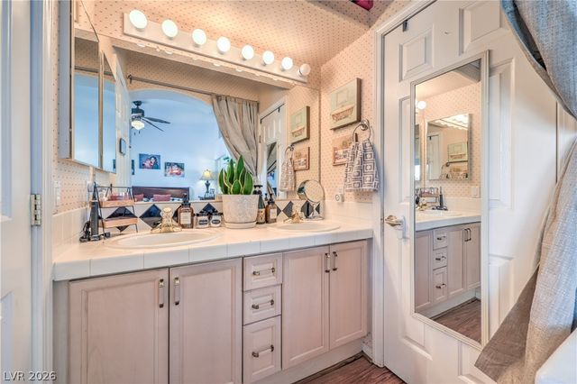 1828 Double Delight Avenue, North Las Vegas, NV 89032