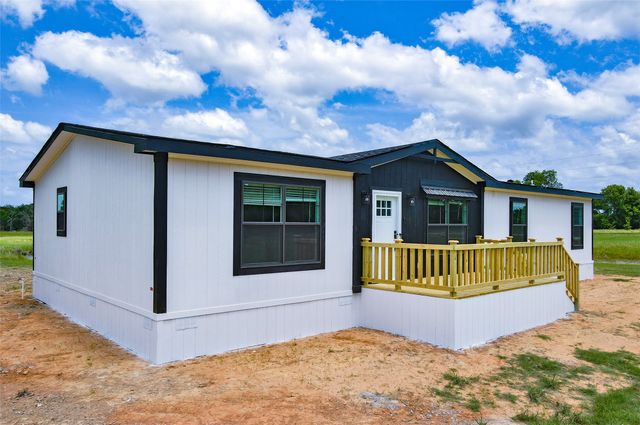 208 VZ County Road 1220, Grand Saline, TX 75140