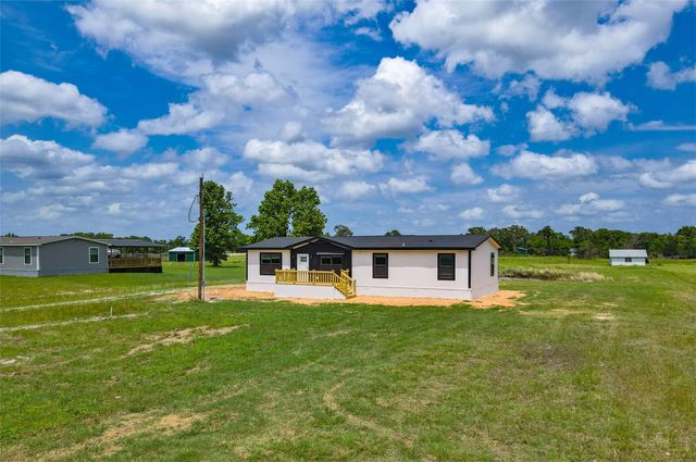 208 VZ County Road 1220, Grand Saline, TX 75140
