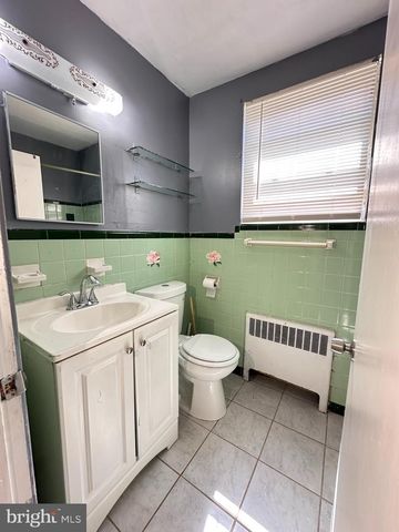 1914 SOLLY AVE, Philadelphia, PA 19152