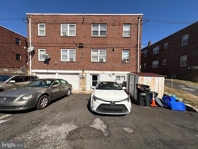1914 SOLLY AVE, Philadelphia, PA 19152