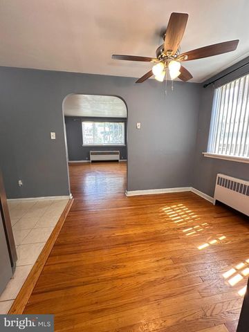 1914 SOLLY AVE, Philadelphia, PA 19152