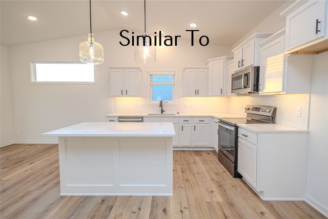 2713 NW Fairfield Drive, Ankeny, IA 50023