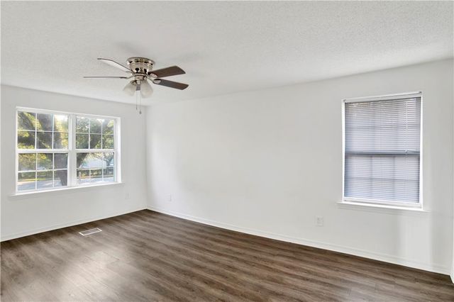 2356 Old Shell Road, Mobile, AL 36607