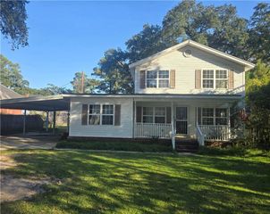 2356 Old Shell Road, Mobile, AL 36607