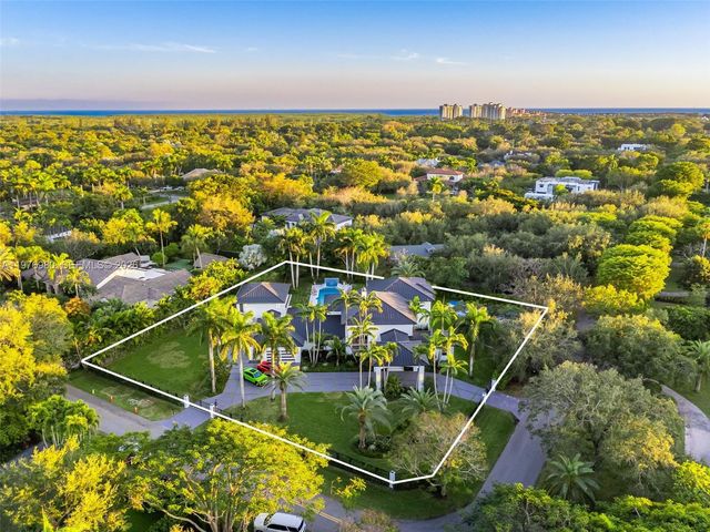 6290 SW 130th Ter, Pinecrest, FL 33156