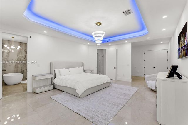 6290 SW 130th Ter, Pinecrest, FL 33156