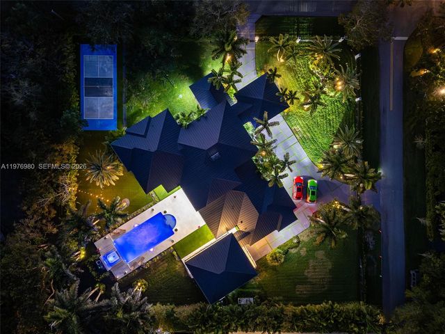 6290 SW 130th Ter, Pinecrest, FL 33156