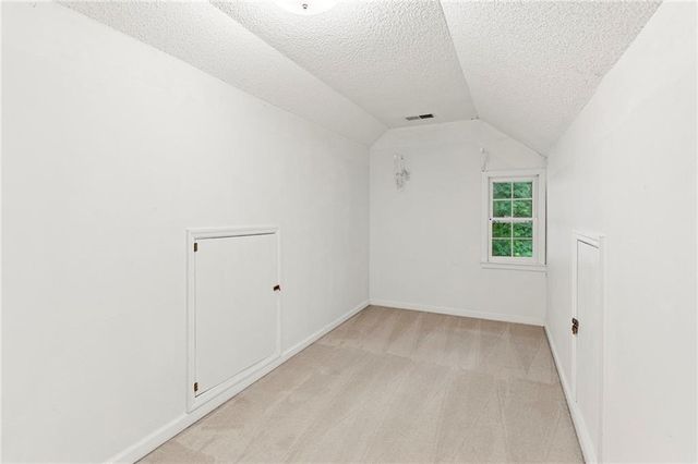341 Westover Drive, Woodstock, GA 30188