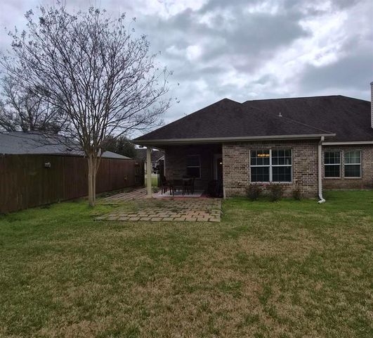 103 Holly Grove Street, Bridge City, TX 77611