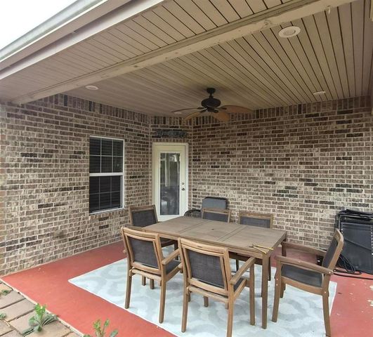 103 Holly Grove Street, Bridge City, TX 77611