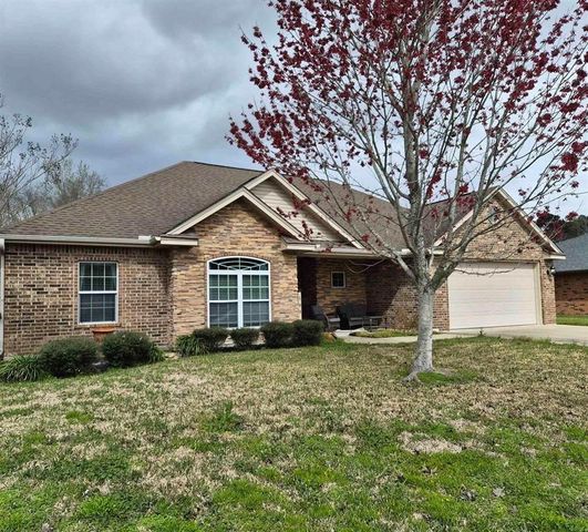 103 Holly Grove Street, Bridge City, TX 77611