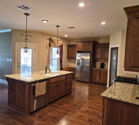 103 Holly Grove Street, Bridge City, TX 77611