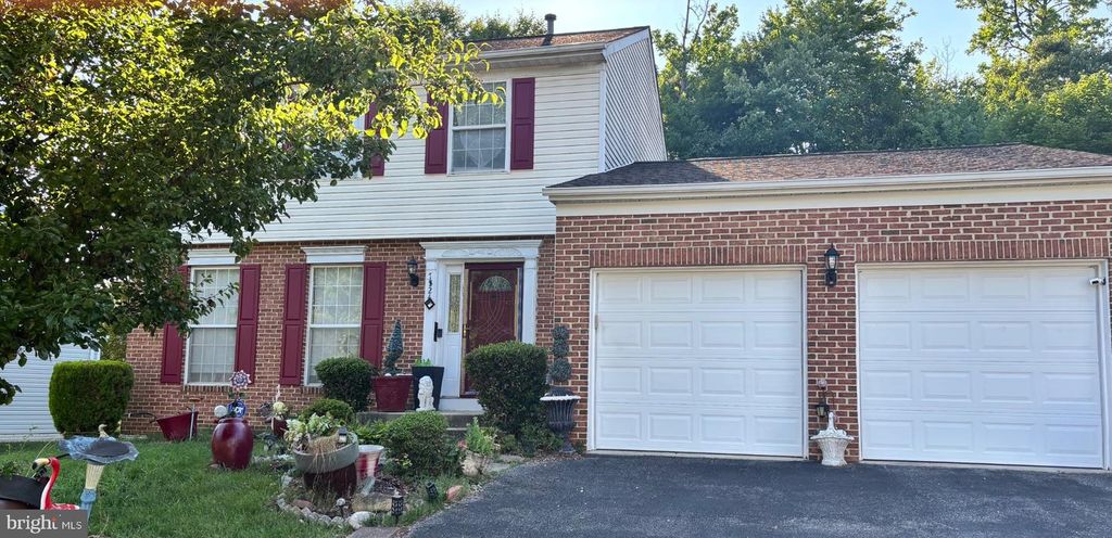 7524 VAL LN, District Heights, MD 20747