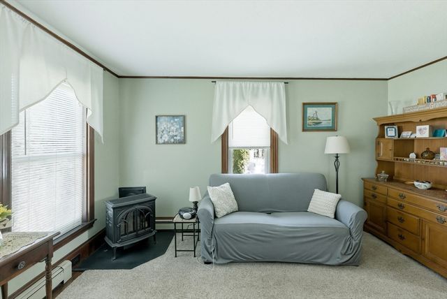 42 Stafford Street, Plymouth, MA 02360