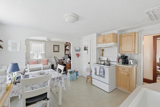 42 Stafford Street, Plymouth, MA 02360
