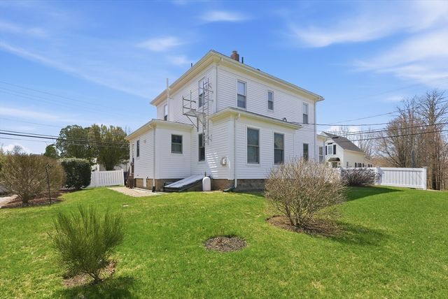 42 Stafford Street, Plymouth, MA 02360