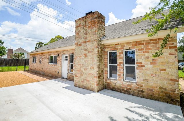2662 Williams Grant Street, Sugar Land, TX 77479