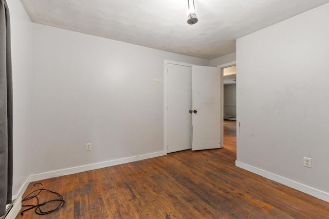 3735 Chestnut Hill Ave, Athol, MA 01331