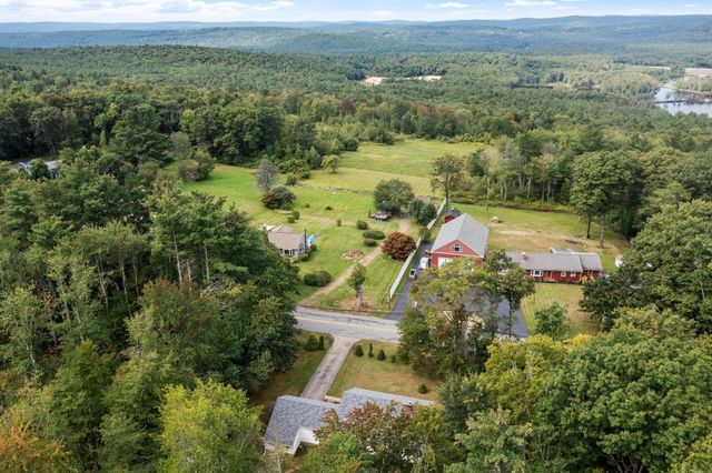 3735 Chestnut Hill Ave, Athol, MA 01331
