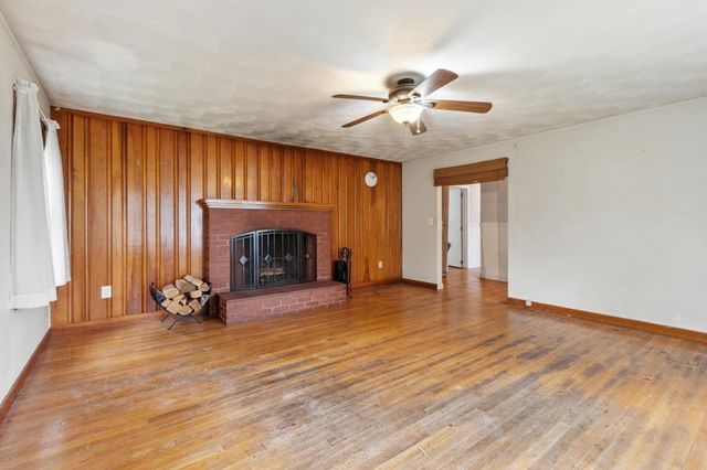 3735 Chestnut Hill Ave, Athol, MA 01331