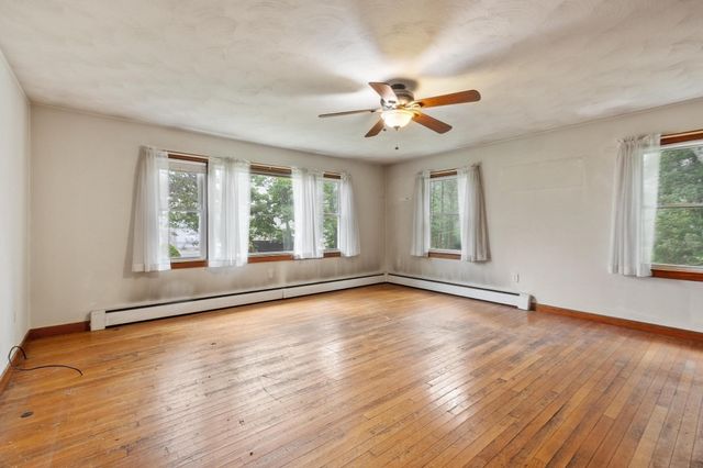 3735 Chestnut Hill Ave, Athol, MA 01331