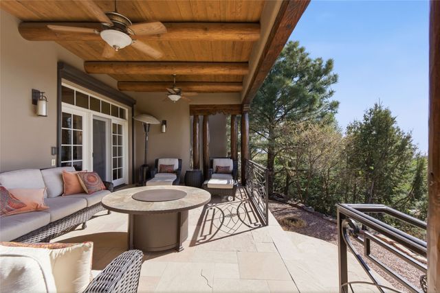 1145 South Summit Ridge, Santa Fe, NM 87501