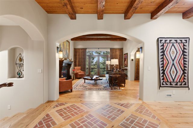 1145 South Summit Ridge, Santa Fe, NM 87501