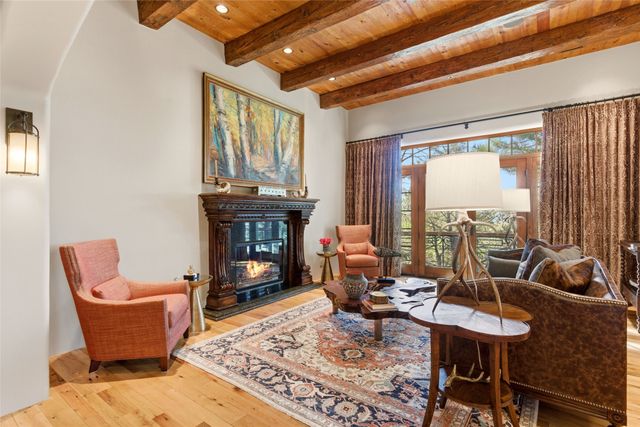 1145 South Summit Ridge, Santa Fe, NM 87501