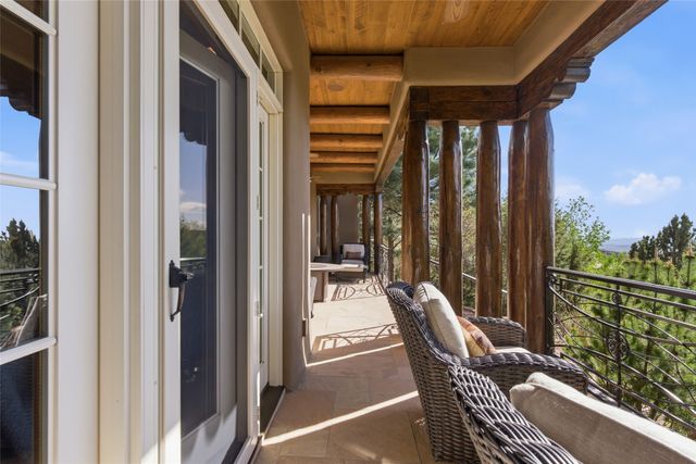 1145 South Summit Ridge, Santa Fe, NM 87501