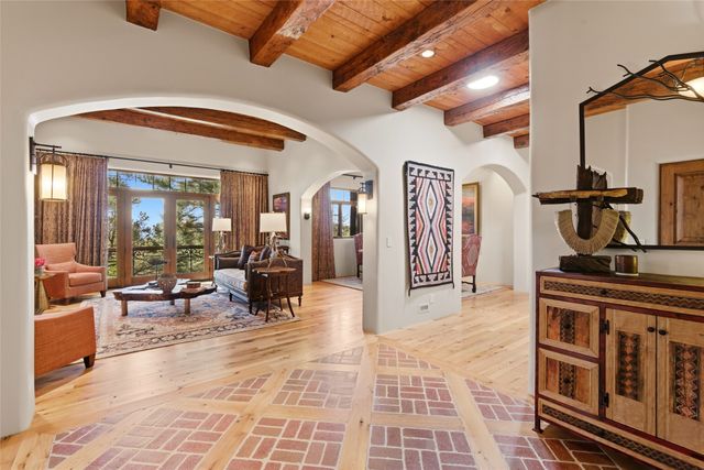 1145 South Summit Ridge, Santa Fe, NM 87501