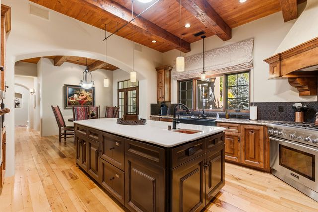 1145 South Summit Ridge, Santa Fe, NM 87501