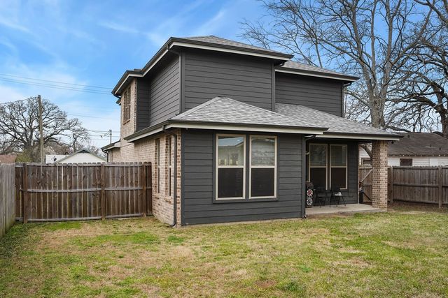 216 Craig Street, Sulphur Springs, TX 75482