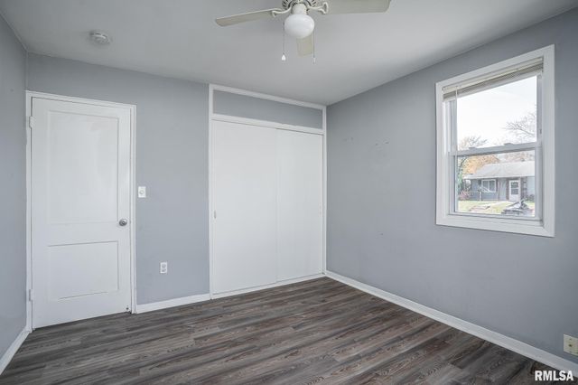 1310 39TH Street, Moline, IL 61265