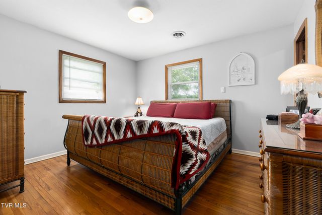 253 Fairford Lane, Blountville, TN 37617