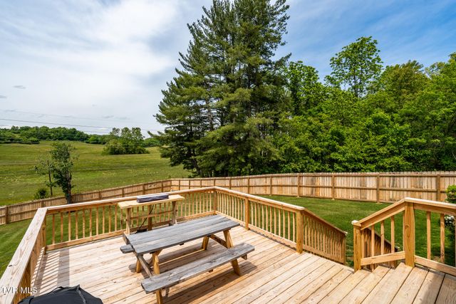 253 Fairford Lane, Blountville, TN 37617