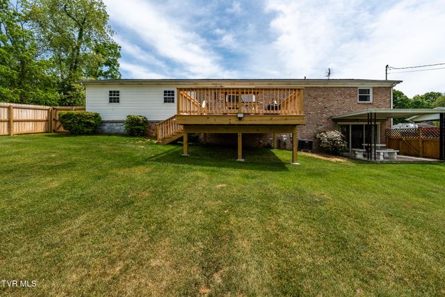 253 Fairford Lane, Blountville, TN 37617