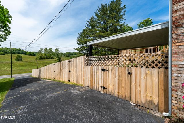253 Fairford Lane, Blountville, TN 37617