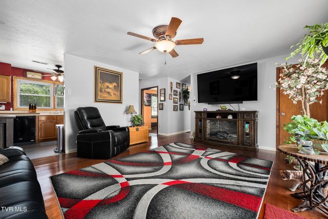 253 Fairford Lane, Blountville, TN 37617