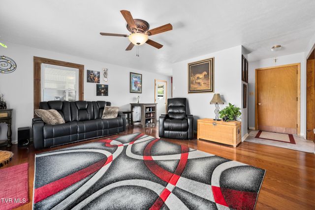 253 Fairford Lane, Blountville, TN 37617
