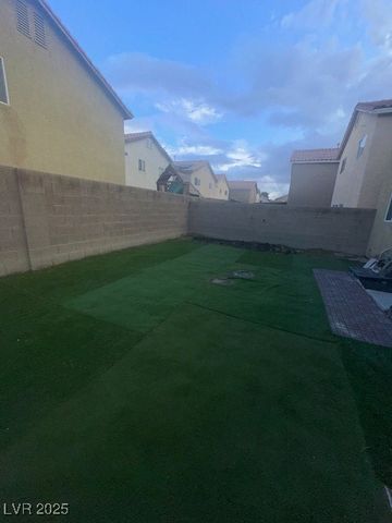 1848 Luna Alegre Street, Las Vegas, NV 89115