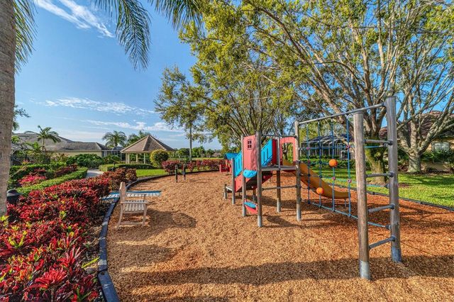 1720 85TH COURT NW, Bradenton, FL 34209