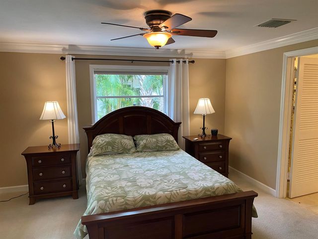 535 Flamevine Lane, Vero Beach, FL 32963