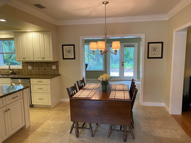 535 Flamevine Lane, Vero Beach, FL 32963