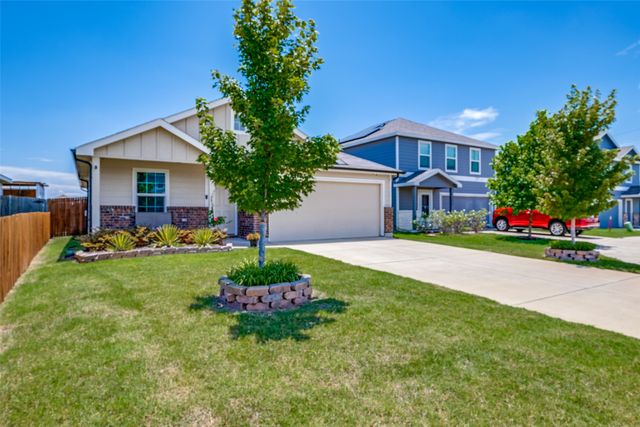 9218 Marilyn Place, Dallas, TX 75227