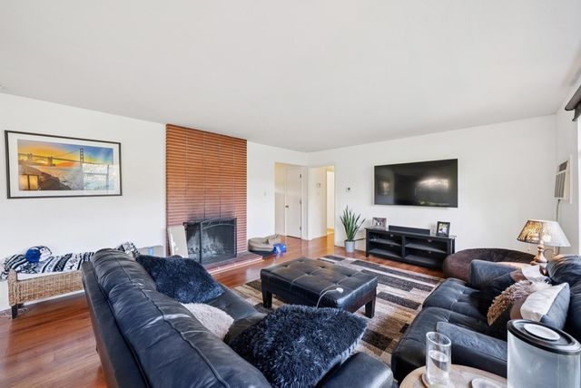 457 Nora Ct, Walnut Creek, CA 94597