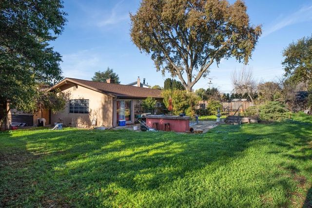 457 Nora Ct, Walnut Creek, CA 94597