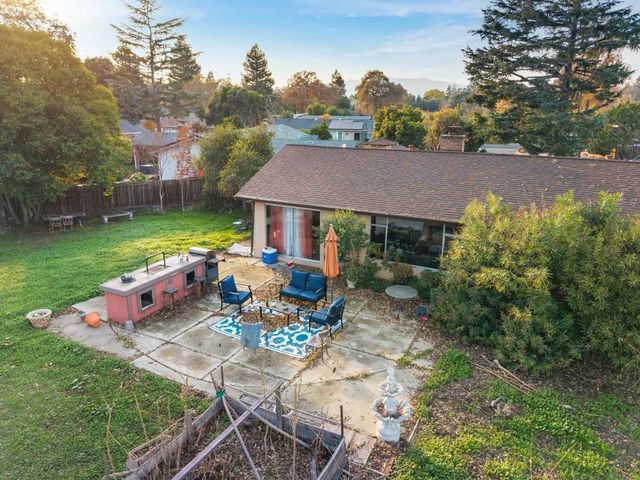 457 Nora Ct, Walnut Creek, CA 94597